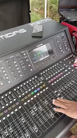 cek sound 12 sub .yok yang mau   sewa 😁  #putracokroaudio #fypppppppppppppppppppppp #fypage #soundviral #putracokroproduction 