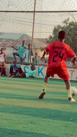 Magacee utaqaanaa laacipkan?@SIB academy @abshir kaka @Coach Awil @Hariidka 