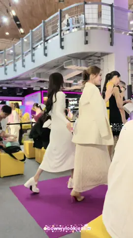 จากวันที่เจอครั้งแรก และได้มาเจอครั้งที่ 2 พวกหนูเติบโตขึ้นเยอะมากๆ ถูกค้นพบมากขึ้นเยอะเลย ดีใจที่ได้เห็นพวกหนูเติบโต และมีคนรักมากขึ้นเยอะๆน้าา 🦌🐳💗✨ #VeldentXTKNur #TikTokAwardsxTKNur #nurdesoraya #TKphinyanech #TKNur