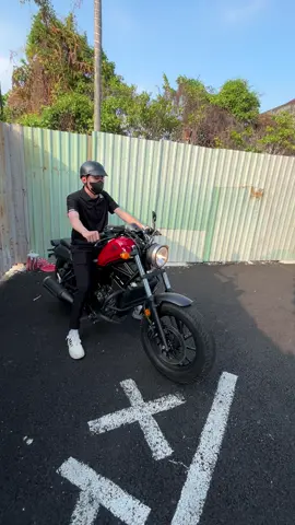 luyện thực hành chạy xe tay trên chiếc xe Honda Rebel 300 tại dạy nghề tân Sơn. #thaytuandaylaixe #daynghetanson #thibanglaixea1 #thibanglaixea2 #AnimeQuest2025