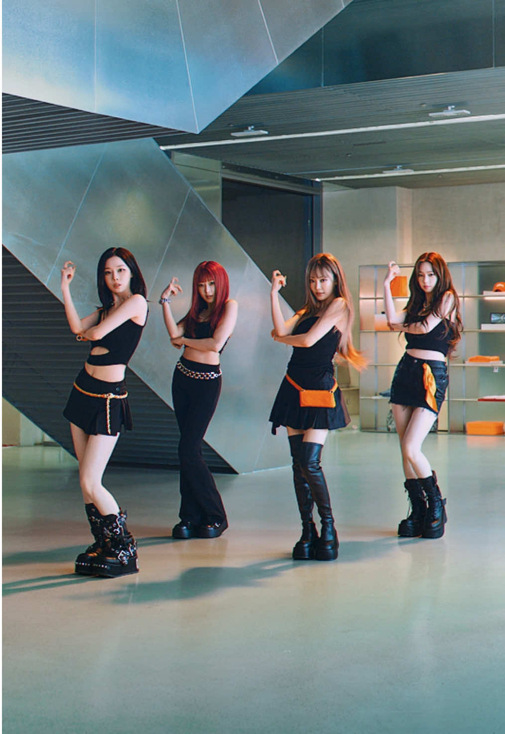 พร้อม Shine Your Scene กับ MISE en SCÈNE และ aespa แล้วรึยัง? ✨ aespa พร้อมแล้ว🤩 มาสนุกกับ Dance Challenge นี้กัน สะบัดแรงแค่ไหนก็ยังเป๊ะ! ดู aespa เป็นตัวอย่าง แล้วอัดคลิปโชว์ Scene ของตัวเองกัน! #MISE_en_SCÈNE #MISE_en_SCÈNETH #aespa #SHINEYOURSCENE#SYS_Challengee