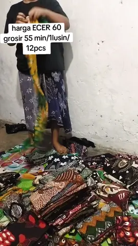 harga 60 grosir 55 Redy stok banyak warna  #fyppppppppppppppppp #sarungbatik #pedagangbatik #batik #viral 
