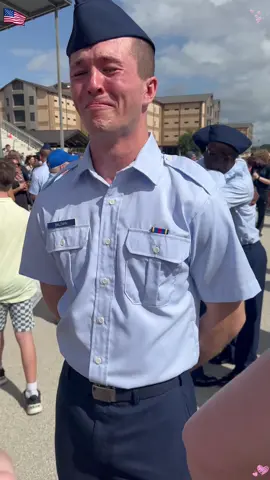 #usa🇺🇸 #soldier #surprise #militaryhomecoming #family 