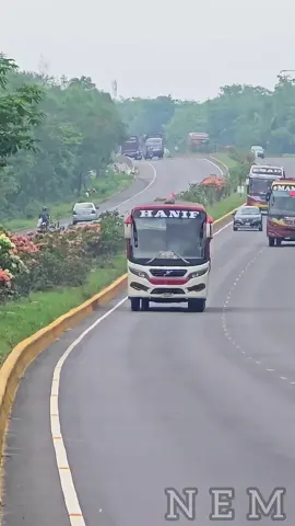 BUS LOVING 🙂🌿 #viraltiktok #bdtiktokofficial🇧🇩 #foryoupage #foryou #buslover @TikTok Bangladesh @TikTok 