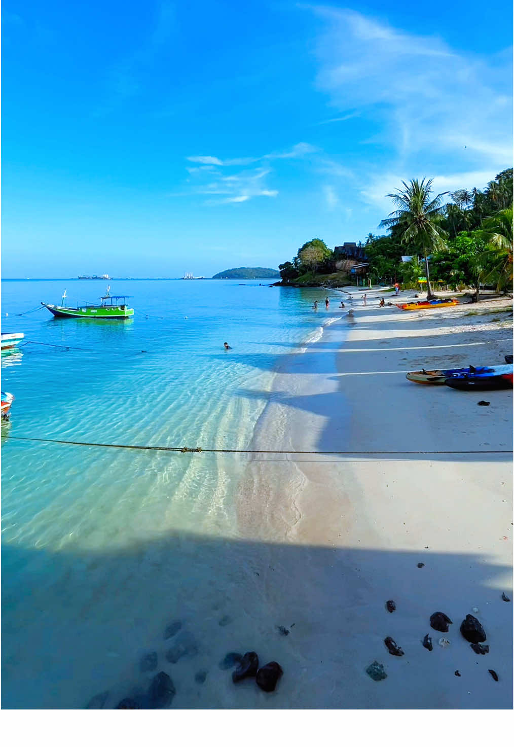 Pantai teluk tamiang di pagi hari✨🥹 #wisata #pantai #teluktamiang #kotabaru #kalimantanselatan  