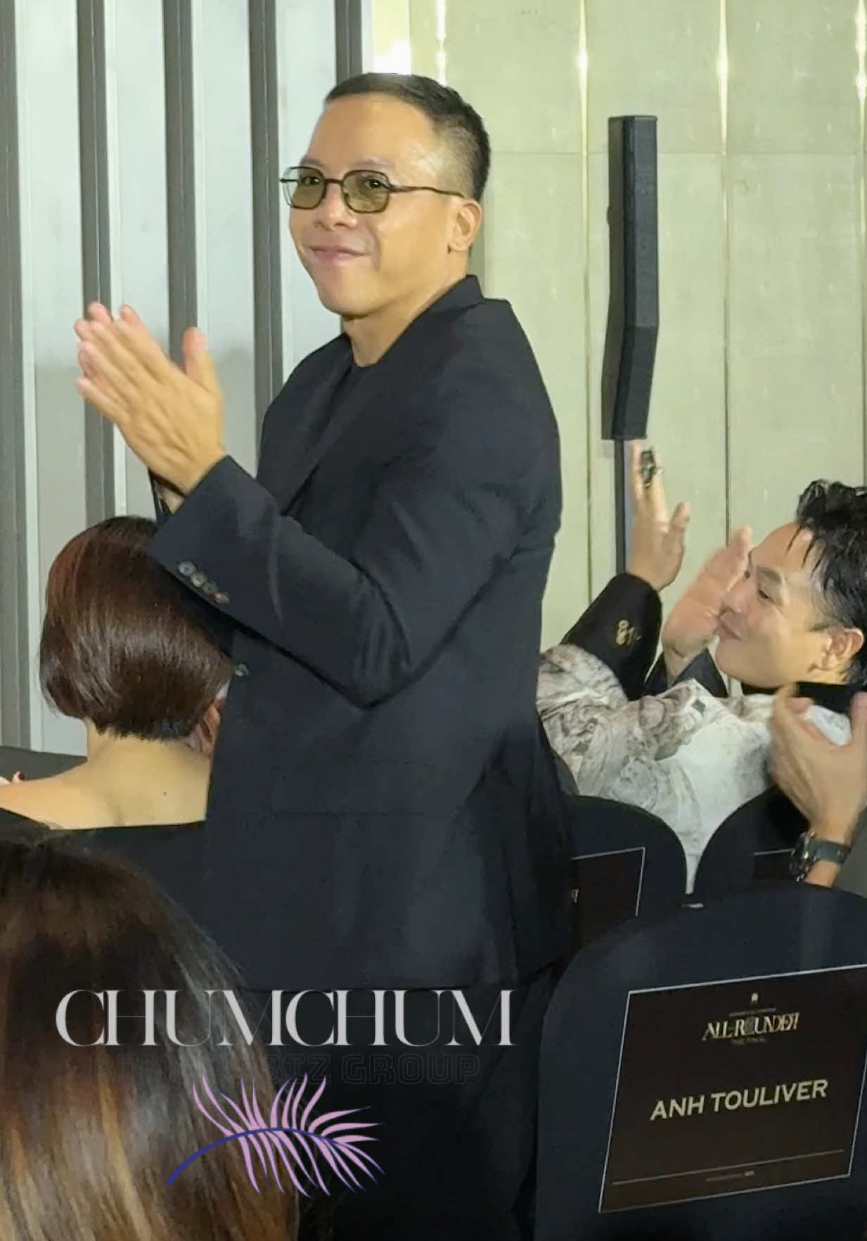 Touliver hiếm hoi xuất hiện ở buổi ra mắt MV Mục Hạ Vô Nhân của Soobin Hoàng Sơn #chumchum #bimatvbiz  #soobinhoangson #soobinhoangsonbychumchum #muchavonhan