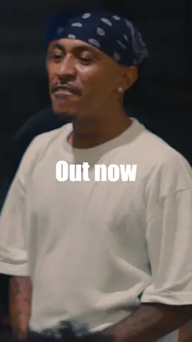 Apakah kau siap bangun tiap pagi dibuat kecewa sejuta kali, mengejar sesuatu yang belum pasti, bagaimana jika makin tidak terkendali? Jadi buat kami, untuk hidup jelas lebih butuh nyali. Eps.5 Bali - #BMTH @Achyputraalsi sudah mengudara di kanal youtube, silahkan klik link di bio.