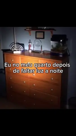 sempre assim 🥀 #fnafmemes #fnaf4 #fivenightsatfreddys #fnaf 