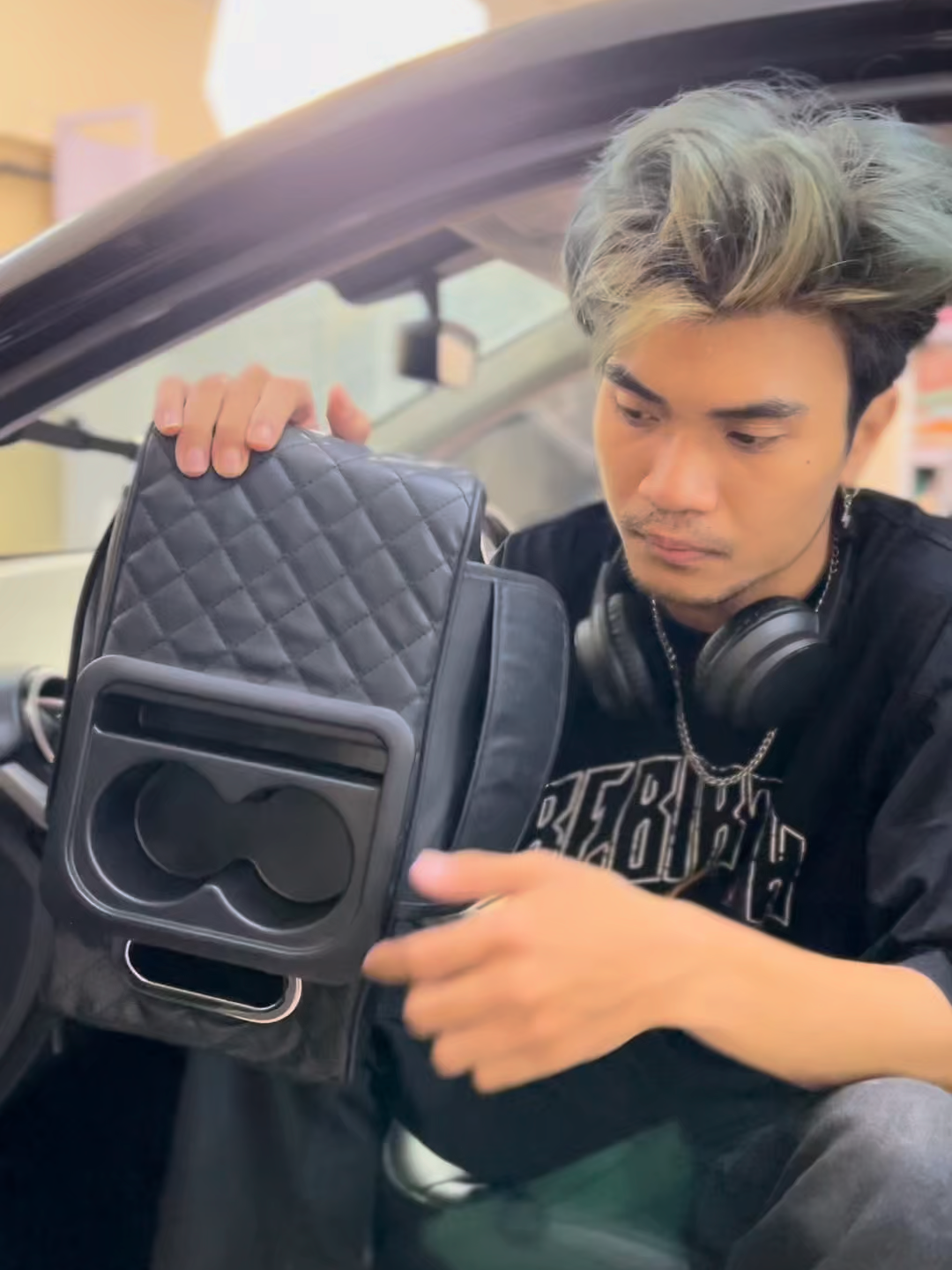 Yuk dapetin Armrest mobil universal super premium yang dapat menambah kenyamanan dalam berkendara, Pesan sekarang untuk dapetin pengiriman prioritasnya #fyp #armrest #armrestmobil #hargapromo #promoguncang1111 #fypviralシ #interiormobil #belilokal #gilagilajualan #aksesorismobil #promateid #sandarantanganmobil #sandaranlenganmobil #armrestmurah #super #premium