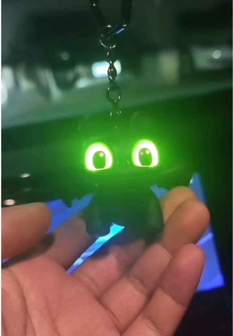 #เขี้ยวกุด #พวงกุญแจเขี้ยวกุด #พวงกุญแจ #เขี้ยวกุด🖤 