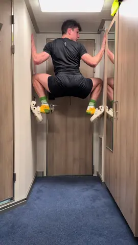 Крутая песня  #brysov #contemporaryart 