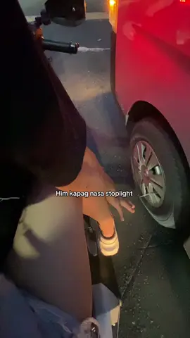 Sabay yumakap ka baka mahulog ka huhuhub#couple #sweetcouple #fyp #trending #newtrend 