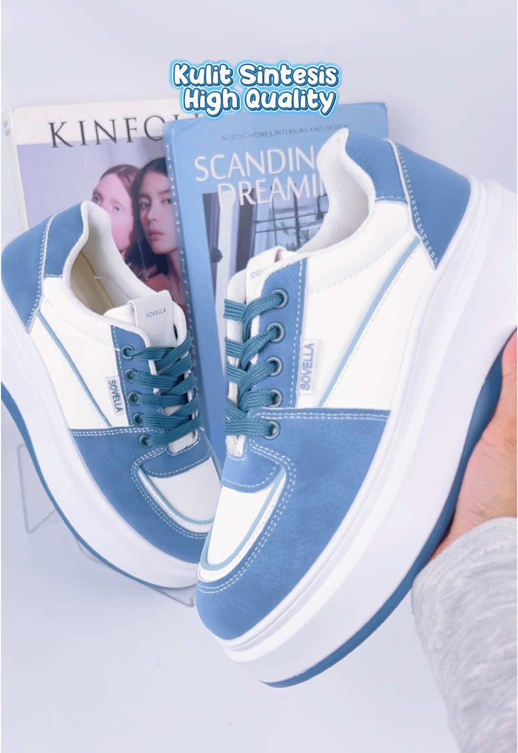 Kalo biru sesegar ini, siapa yang bisa nolak? 💙👟 #sovella #fyp #rekomendasisepatu #ootdfashion #sovellastyle 