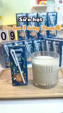 Sữa cao đạm ít đạm giàu dinh dưỡng tốt cho sức khoẻ nhé các bà #vinamilk #suacaodamvinamilk #suahatvinamik #suahatdinhduong #review 