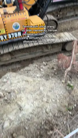 Terima kasih ilmunya abangku@Riki arianto96 #operator_excavator #projectmining #fyppppppppppppppppppppppp #masukberandafyp 