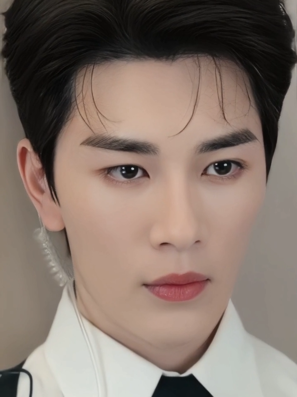 หล่อมากกกก #เหยียนจื่อเสียน #เหยียนซีเสียน #YanZiXian #严子贤 ชื่อเรื่องราชินีแห่งรัตติกาล 黑夜中的她 Queen of Darkness