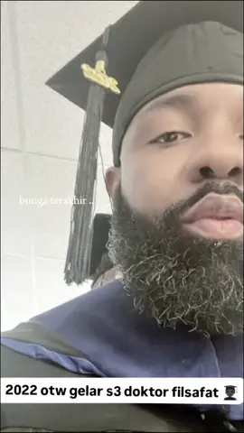 segala cara perjuangan beliau mencapai gelar PhD di tahun 2022 adalah bukti nyata dedikasi dan cinta pada ilmu. Kini, di tahun 2025, beliau berpulang meninggalkan jejak yang tak tergantikan di dunia pendidikan perjomokan. Terima kasih, Dr. Michael Willis Hesrd, phD,. — Yes King, atas segala ilmu, karya, inspirasi, dan ketulusanmu. Rest in peace. 🙏 #yesking #CapCut #jomok  #berduka  #restinpeace 