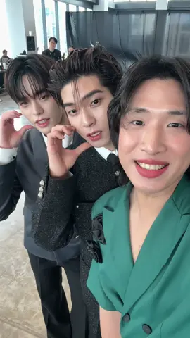 วันนี้เติมตี๋ตี๋อ๊ะยางงง ถ้ายังขอให้ทุกคนพูดพร้อมกันว่า ม๊าาา มี ….  #TeeteePor #iqiyiijoyth2026 #twnpich #porsuppakarn 