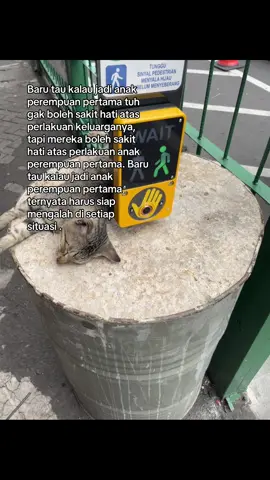 Bahkan dari awal pun anak perempuan pertama udah ditakdirkan jadi orang yg kalah 🙂 #reminder #psikologi 