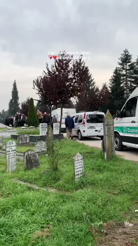 اللهم ارحم ابي قدر شوقي له ❤️‍🩹💔.