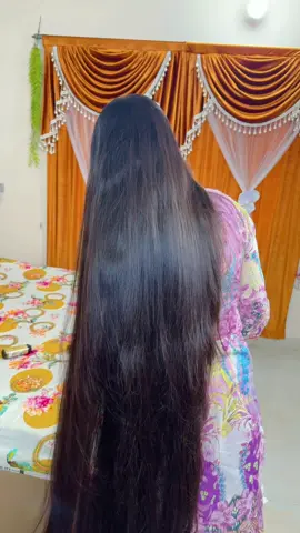 আমার মতো চুল মাসে ২/৩ ইন্চি লম্বা করতে চাইলে আমাদের তেলগুলা ব্যবহার করতে পারো🤗🤗🤗#sumaiyahairtonic @Sumaiya_Hair_Tonic 