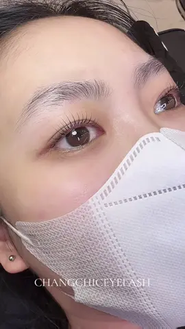 Bộ mi uốn cuối ngày. Dạo này bị nghiền uốn Hàn quá😍😍 Công nghệ uốn an toàn, lành tính. Mi cong vút tự nhiên, giữ form lâu. Không lo hư hại mi thật, tiết kiệm thời gian makeup mỗi sáng. Chị em nào không thích nối mi thì nên thử uốn ít nhất một lần nhaaaaa 😜 #uonmidep #uonmihanquoc #uonmichuyennghiep #uonmi #daotaouonmi 