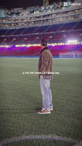 Đế vương năm ấy trở về nhà Leo Messi 🐐👑❤️🥹 #goat🐐 #Messi #campnou🔴🔵 #cules💙❤️ 