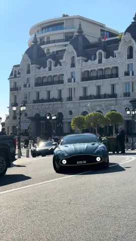 Car season never ends in Monaco 😳