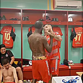 duo Brazil asik banget joget nya 😭😭😭 . . . . . #persija #fahrixyml #tiktok #fyp 