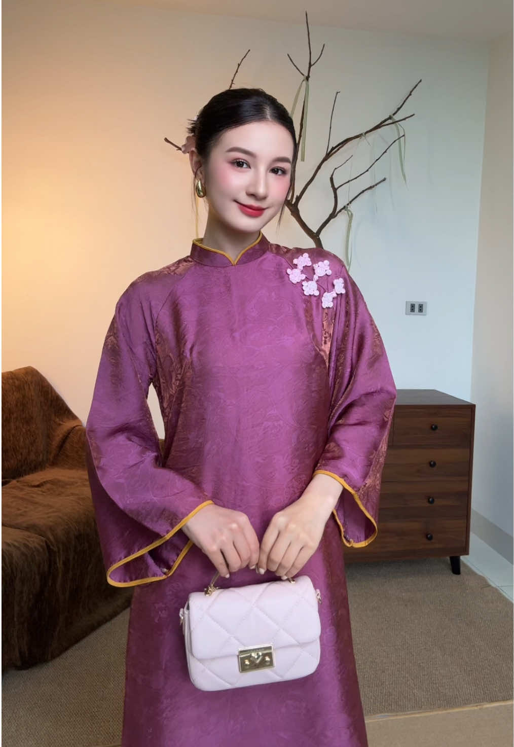 Một chút nhớ Một chút thương Một chút ngẩn ngơ trong tà áo dài Lya #lyabyhoa #aodai #aodaivietnam #aodaitet 