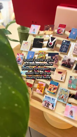 i’ve been stuck for YEARS help a girl out 🫣 #BookTok #bookish #smallbusinesscheck 