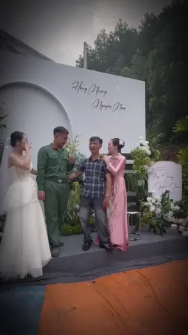 Ngày em hạnh phúc chân bước theo ai.  #tiemnhacchill #vairal #ngayemcuoi 