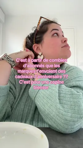 Mon mail est en bio siiii jamais 🙃 #anniversaire #birthday #gift #gifting #collab 