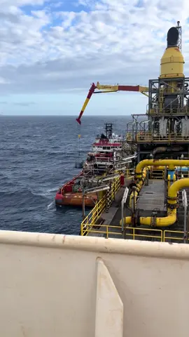 Movimentação de carga offshore #offshore #plataformaoffshore #embarcação #navio 