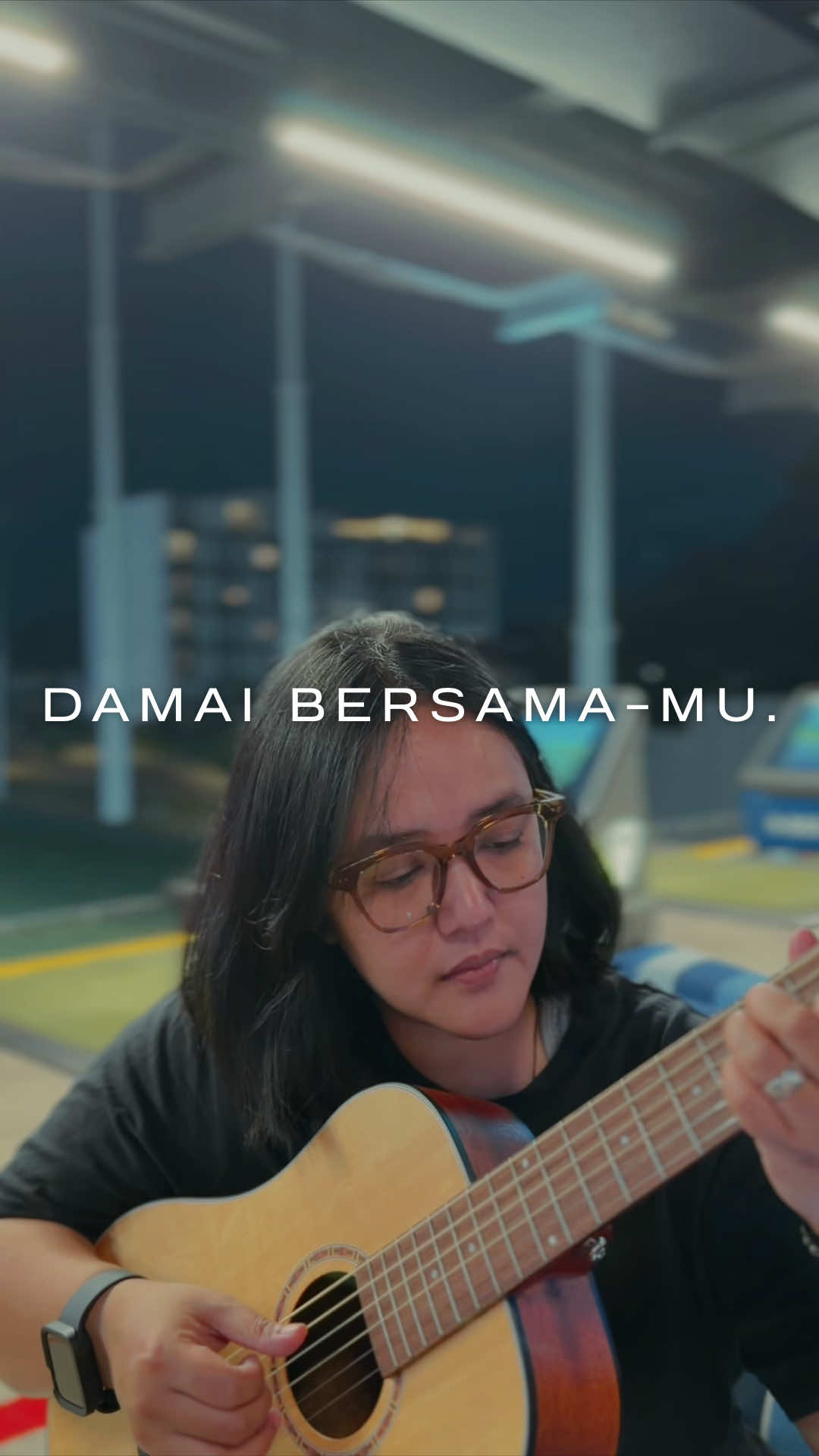 “Hanya padaMU TUHAN, tempatku berteduh”  DAMAI BersamaMU-Chrisye . . . #cover #shortcover #chrisye #damaibersamamu #akustik 