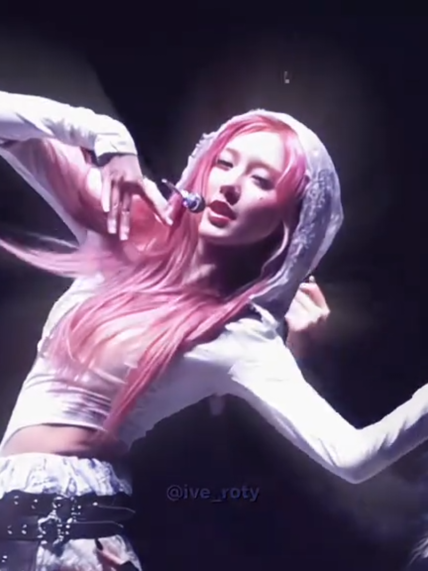 gaeul finally getting the attention she deserves with her first solo song, ODD 🥹🤍 (also unanimously the best IVE solo song? 🤭) #gaeul #gaeulive #kpopedit #gaeuledit #ivegaeul 