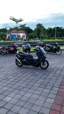 Hidup isinya liatin orang beruntung aja yak😕 #nmax #nmaxmodifikasi #nmaxbali #nmaxnew #allnewnmax 