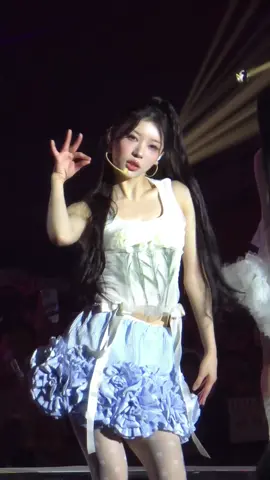 251108 아일릿 글리터데이 앙콘 후기10 (oops! 모카 행진곡) #추천 #아일릿 #모카 #illit #moka