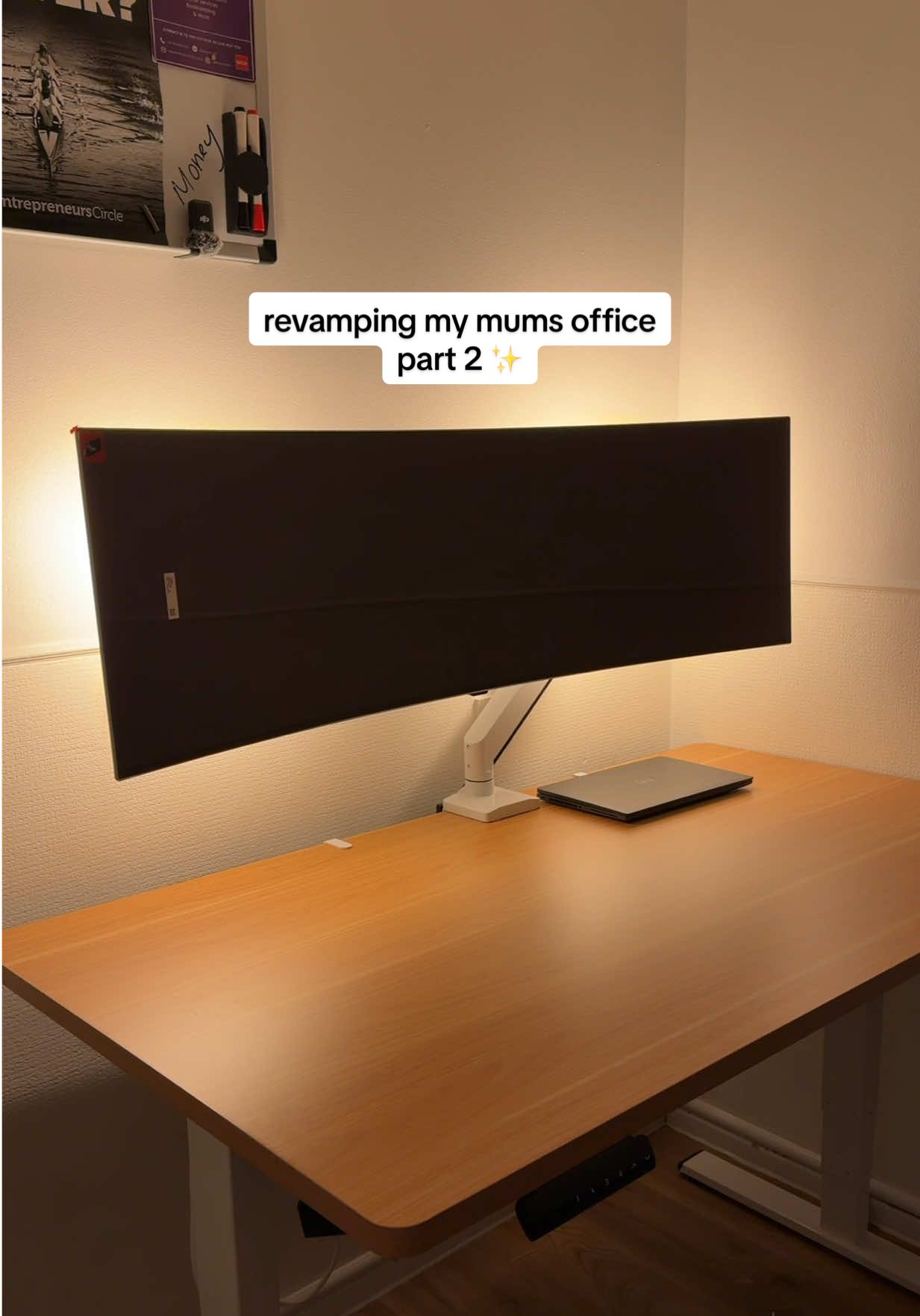 Unboxing the Samsung Odyssey G9 49” Monitor + Lighting ✨ My mum is an accountant and day trader so when she told me she wanted a BIGGGG screen, I knew just what to get 🤭 Monitor specs: 49” Curved OLED Monitor | 240Hz  I bought the monitor mount on Amazon, it’s the same one I use in my office! 🔗 is on my Amazon storefront Stay tuned for part 3 where I’ll be building the new shelf + accessorising!! #deskmakeover #odysseyg9 #samsungmonitor #purpledesksetup @SamsungUK @Govee @Quntis 