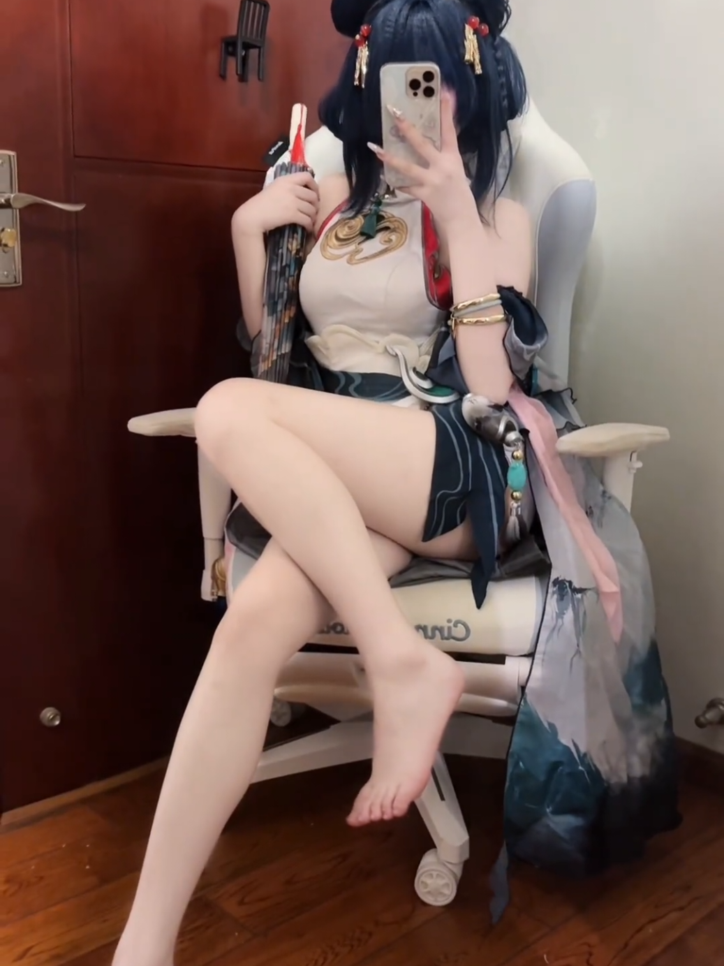 gái xinh dáng đẹp chân dài trắng 😋#viral #douyin #mynhantrungquoc #gaixinh #cosplay 