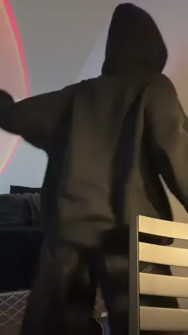 BAHAHAHA THIS GOT ME CACKLING LMAOOO #fyp #viral #rahtitouillee #blowthisup #transition dc:moi