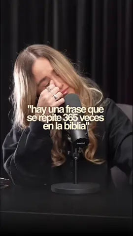Las leyes mentales 🤝 la palabra de Dios👇✨ Ambas dicen lo mismo, solo que con distinto lenguaje. Dios dice: “No temas.” Las leyes mentales dicen: “Cree.” Se dice que la Biblia repite “No temas” 365 veces —una por cada día del año— 🌅 Y aunque no es un número exacto, el mensaje es real: Dios no quiere que vivas con miedo. Quiere que vivas con fe, confianza y propósito. 💫 💭 Hazte estas preguntas: ¿En qué parte de mi vida estoy dejando que el miedo me controle? ¿Dónde necesito tener más fe y menos duda? ¿Y qué pasaría si confiara tanto en Dios… que mi mente también se alineara con esa certeza? 🧠 Ley mental de la creencia: Lo que crees, se convierte en tu realidad. Por eso Dios te invita a creer… no a temer. ✝️ #Fe #Dios #LeyesMentales #CreeEnTi #NoTengasMiedo 