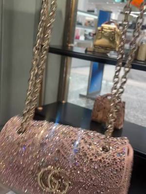 Travel Companion | Spacious & Durable Carry-All