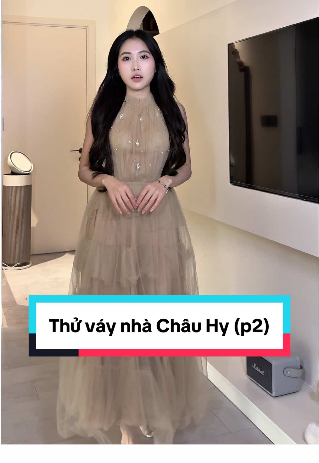 Các nàng chấm em váy này bao điểm ạ? #xh #vayditiec #reviewvayxinh #ilovetiktok #thuymaipham 