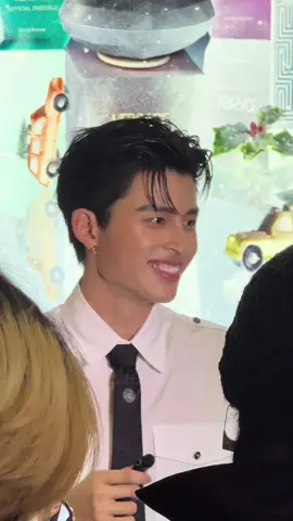 thattttt smileeeeeee 🥹🫠 #PondxVersaceFragrancesMY #ppnaravit 