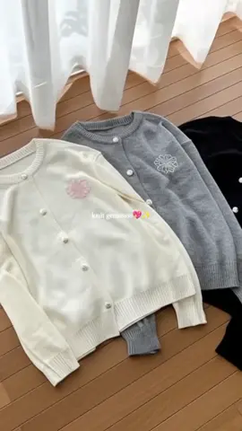 #atasanwanita #cardiganrajut #cardigan #knit #outfitideas 