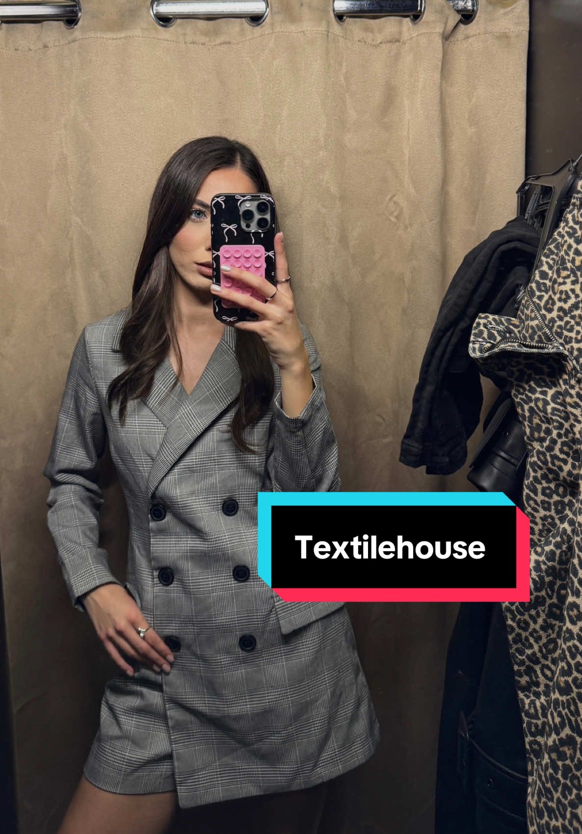 Ce articol ti-a placut cel mai mult? 😩🤭 #textilehousesecondhand #romania #haine #thrifting #fyp 