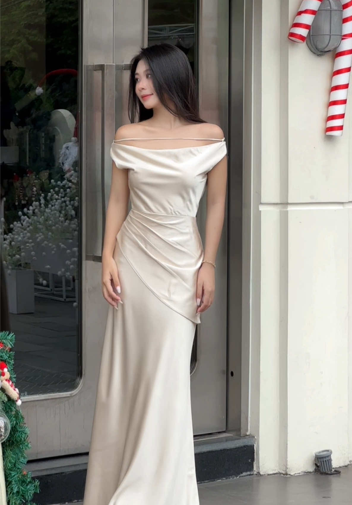 Nắng Sài Gòn anh đi mà chợt mát Bởi vì em mặc áo lụa Hà Đông! #tiktokshopthoitrend #luottrendsamchat #thoitrend #damlua #vayxinh 