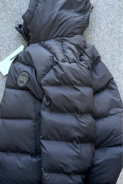 Canada Goose黒標大雁ダウンジャケット✨保温性が超良い#ダウンジャケット #canadagoose #着こなし #fyp #japan 