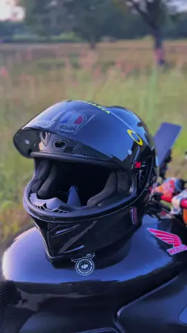 R-155 สุดยอดใบขายดี 📌 #RONIN #หมวกกันน็อคคาร์บอน #หมวกกันน็อคเต็มใบ #รีวิวหมวกกันน็อค #มอเตอร์ไซค์ 